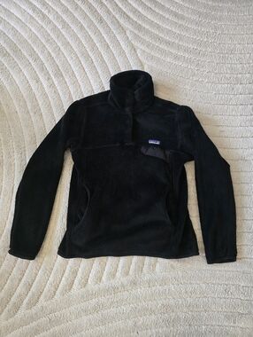 Patagonia Black Re-Tool Snap-T Fleece Pullover, Women's Small